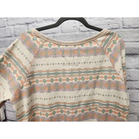 2/$25 LiLu Long Sleeve Scoop Neck Cream Blouse W/ Pale Pastel Geometric size L - Picture 7 of 12